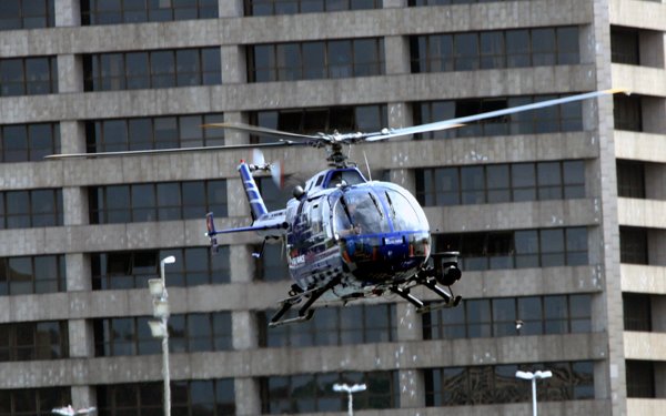 helicpterodaapoiodaredbullracemodelombbbo105cbs4prefixohbzhs.jpg